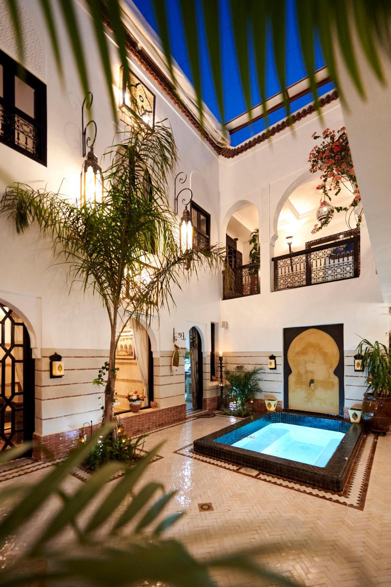 Riad Dar Amanza En Exclusivite Avec 4 Chambres Au Coeur De La Medina Marraquexe Exterior foto